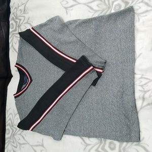 🧥OTB V-NECK SWEATER